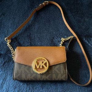Michael Kors Crossbody Purse